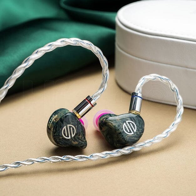 Open Box BGVP Phantom 2BA + 2DD + 2EST + 2BCD Flagship IEMs (Ships Only to Japan) - Image 3