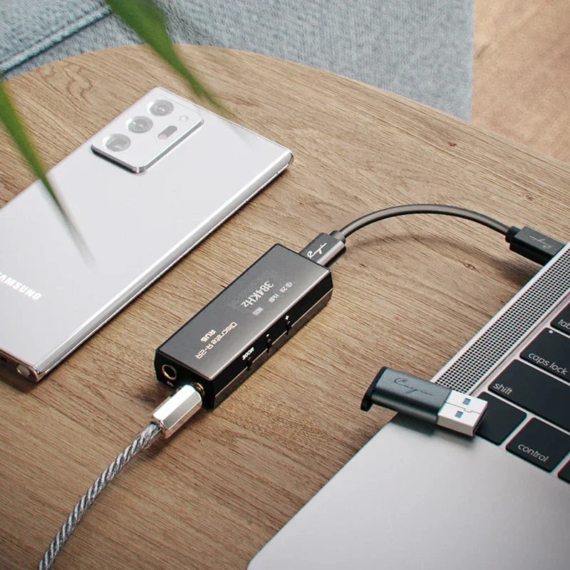 Cayin RU6 Portable USB DAC & Headphone Amplifier - Image 3