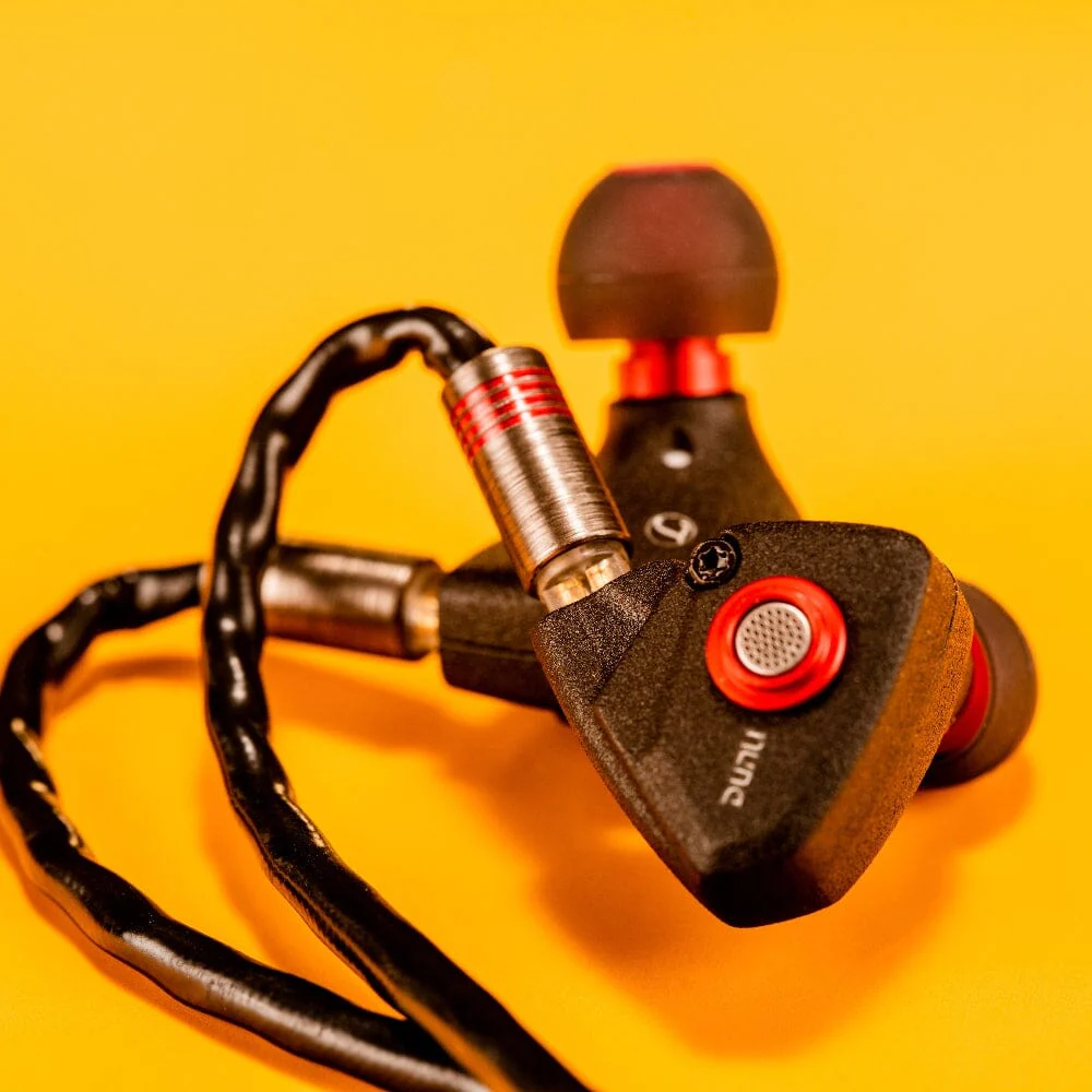 DUNU Lyre Mini 240-Strand High-Purity OCC Earphone Cable with Q-Lock Mini - Image 3