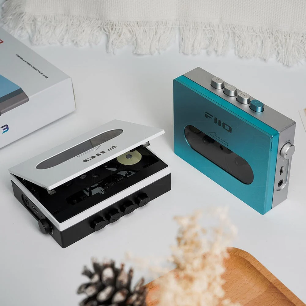 FiiO CP13 Portable Stereo Cassette Player - Image 11