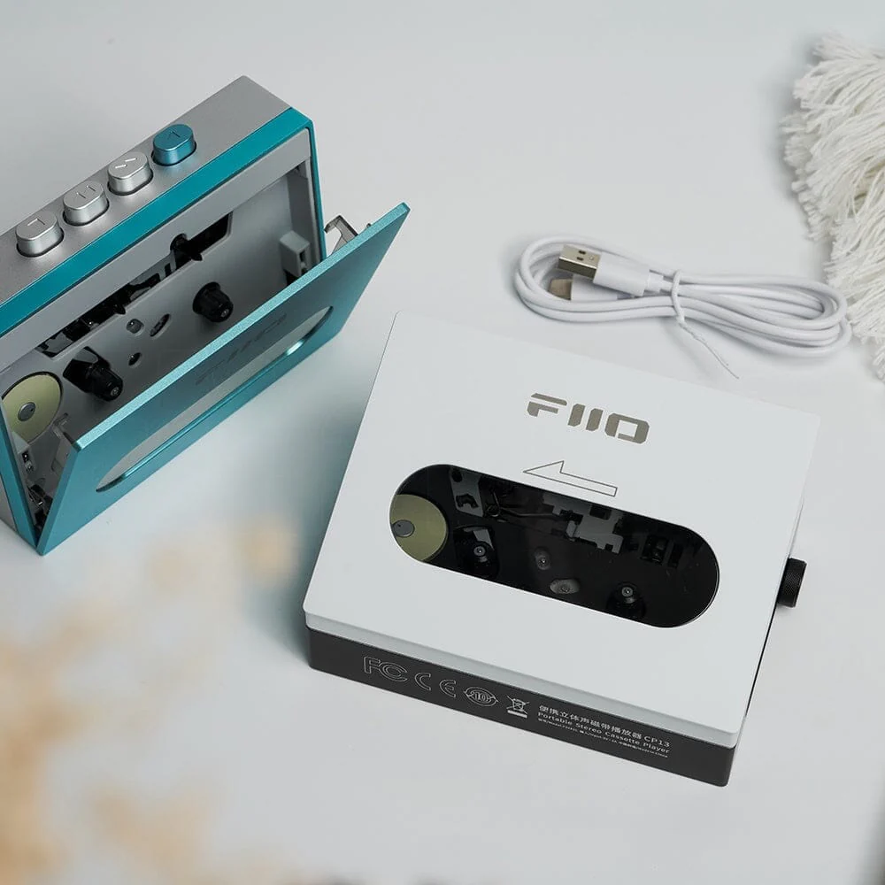 FiiO CP13 Portable Stereo Cassette Player - Image 17