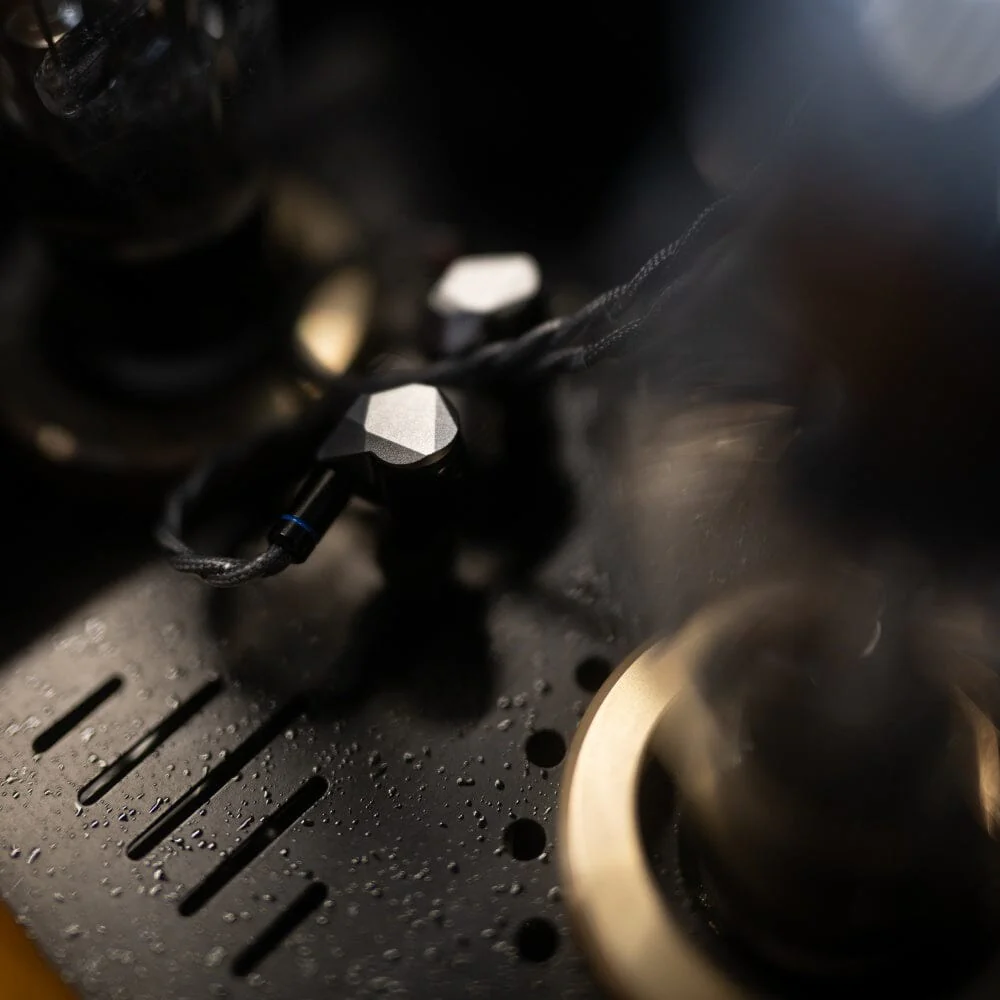 Moondrop Harmon 3 Dynamic Drivers In-Ear Earphone - Image 10