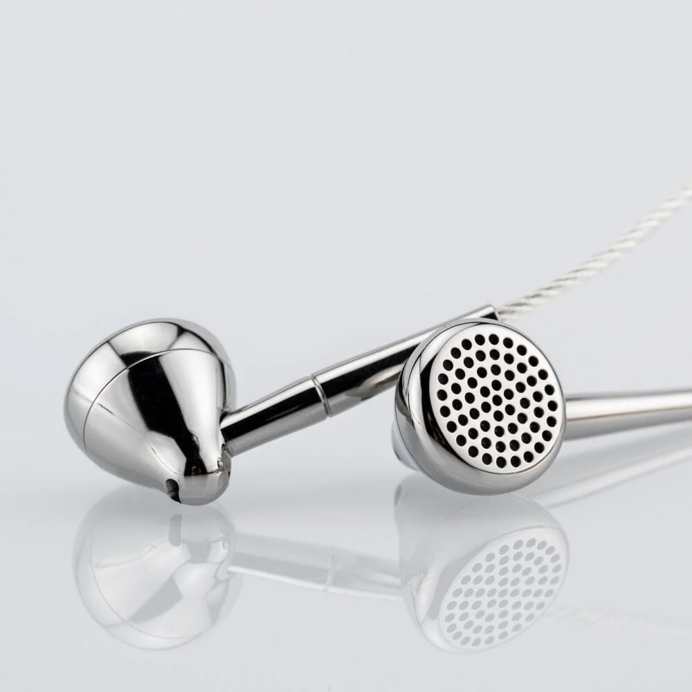 Moondrop PAVANE 13.5mm Dynamic Driver Flagship Earbuds - Image 2